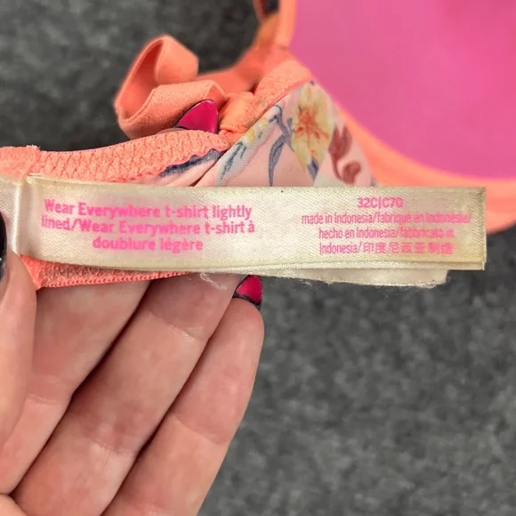 PINK Victoria’s Secret Peach Floral Wear Everywhere T-Shirt lightly lined 32C - Picture 5 of 5